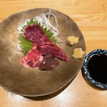 洋食 おがた - 馬刺し盛り合わせ