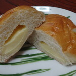 ペンギンベーカリー - 北海道カスタードのクリームパン