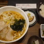 Udon Sakaide - 豚肉うどん定食　1,000円