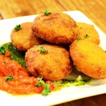 意大利炸炸肉饼（Arancini）