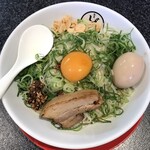 麺屋しずる - 濃厚ネギまぜそば　970円