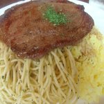 ラ・タベルナ - ラ・タベルナ　牛肉の薄切りステーキ