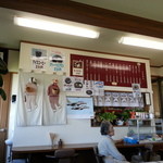 高良山茶屋　望郷亭 - こちらのおばあちゃんが店主さんです。品が良くて笑顔が素敵です・・・歴史の重みも感じます。