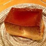 炊き餃子 とき家 - たまごたっぷり、甘さ控えめのプリンは、お腹いっぱいでも食べないと！