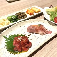 近江うし 焼肉 にくTATSU 青山本店 - 