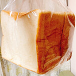 Ｂｒｅａｄ Ｃｒａｆｔ　オオウラ - ミルク食パン