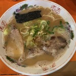 長浜ラーメン三吉 - チャーシュー麺