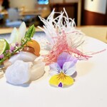 和亭・瀧野川 - 派手ではない演出なので
      やり過ぎ感がないのです