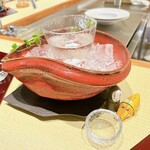 和亭・瀧野川 - 楯野川(純米大吟醸)  山形
      ちょっと凱陣っぽかった