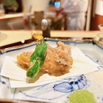 和亭・瀧野川 - 抹茶塩と大吟醸塩の
      2つの塩でいただきます