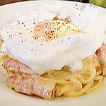 グリーン - 特製温玉のふわふわカルボナーラ