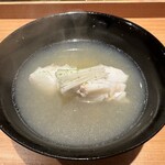 日本料理 晴山 - 甘鯛としじみのお椀