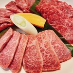 下町の焼肉屋 深川 壱番亭 - 黒毛和牛特選盛り(和牛特選カルビ・特選ハラミ・特選ロース) Mサイズ 4000円