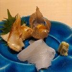 Sushi Toyotaka - お造り（ウスバハギとイシカゲ貝）