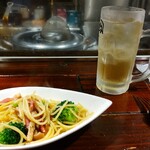 ワイン居酒屋 シャルボン - ハイボール、本日のバスタ