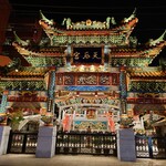 香港飲茶専門店 西遊記 横浜中華街 - おまけ画像(きらきらなお寺)
