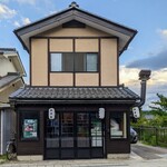 Seminare 카루이사와 - 가게 외관입니다. 정면 출입구로 들어오세요.