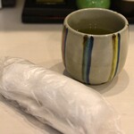 とん唐てん - お茶とおしぼり