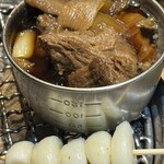 炭火焼肉 赤黒 - お通し②お肉が柔らかい⭕️白飯にかけてミニ丼も…