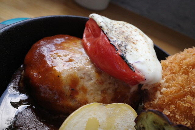 パルファムコーヒー（parfom coffee） - 安積永盛（カレー）の写真