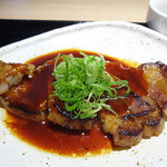 梅田韓国料理と二色鍋 かん菜 - 