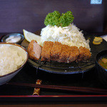 特選鹿児島産黒豚ロースかつ膳～☆