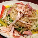 宮崎地鶏炭火焼 車 - 鶏スモークと水菜のサラダ
