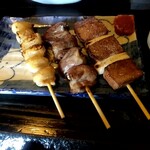 焼鳥 あばれん坊 - ボンジリ、鶏ハツ、レバー