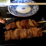 焼鳥 あばれん坊 - セセリ、サガリ