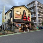 Izakaya Biggu - 店頭ではいつも焼き待ちが並んでます