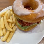 BURGER&MILKSHAKE CRANE - ルーサーバーガー(ドーナツバーガー)