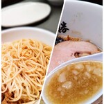 らぁめん登里勝 - あえ玉　小盛らぁめん1人前くらいの量。　背脂が変わりました。