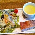 アルビソーラ - パスタランチ前菜・スープ・パン