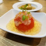 Kouhaku - 冷たいトマトのオデン　390円