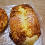 池袋ローゼン - メンタイピザパン250円