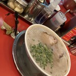 博多だるま - だるまラーメン800円