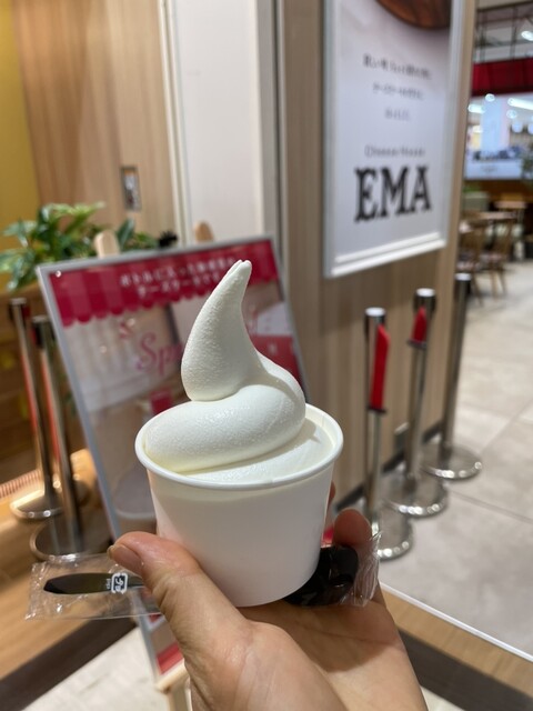 ソフトクリーム milkbar3110🍦🍠 | ミルクバーさいとう (@milkbar3110