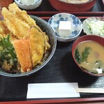割烹みや川 - 鶏天丼800円