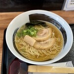 らぁめん やどかり屋 - 料理写真: