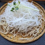 手打ち蕎麦 真心 - 千切り大根が鮮やか♪