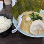 横浜家系ラーメン 魂心家 - 