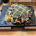 法善寺横丁 やき然 - そばもカリカリの部分がうまい (*´ч`*) 