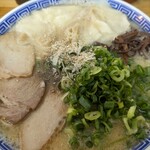 純とんこつ無双 - すり胡麻投入