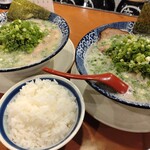 博多ラーメン鶴亀堂 - 