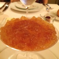 ル・ブルギニオン - ウニと人参、コンソメ