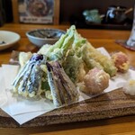 みなと - 野菜の天ぷら盛合せ(大)1000円(2023年7月)