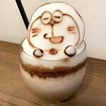 ハットコーヒー - わたくしがこちらの画像を持ち込んで注文したリクエスト３Ｄラテアート（アイスココア）