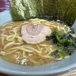 Yokohama Ramen Hama Ya - 醤油ラーメン：並（獣臭い事も無い美味しいスープ）