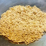 お好み焼き 鉄ちゃん - 良い感じに火が入ると若干色が濃くなります