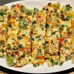 お好み焼き 鉄ちゃん - 見るからにふんわりとした仕上がりの葱焼き　醤油が合います